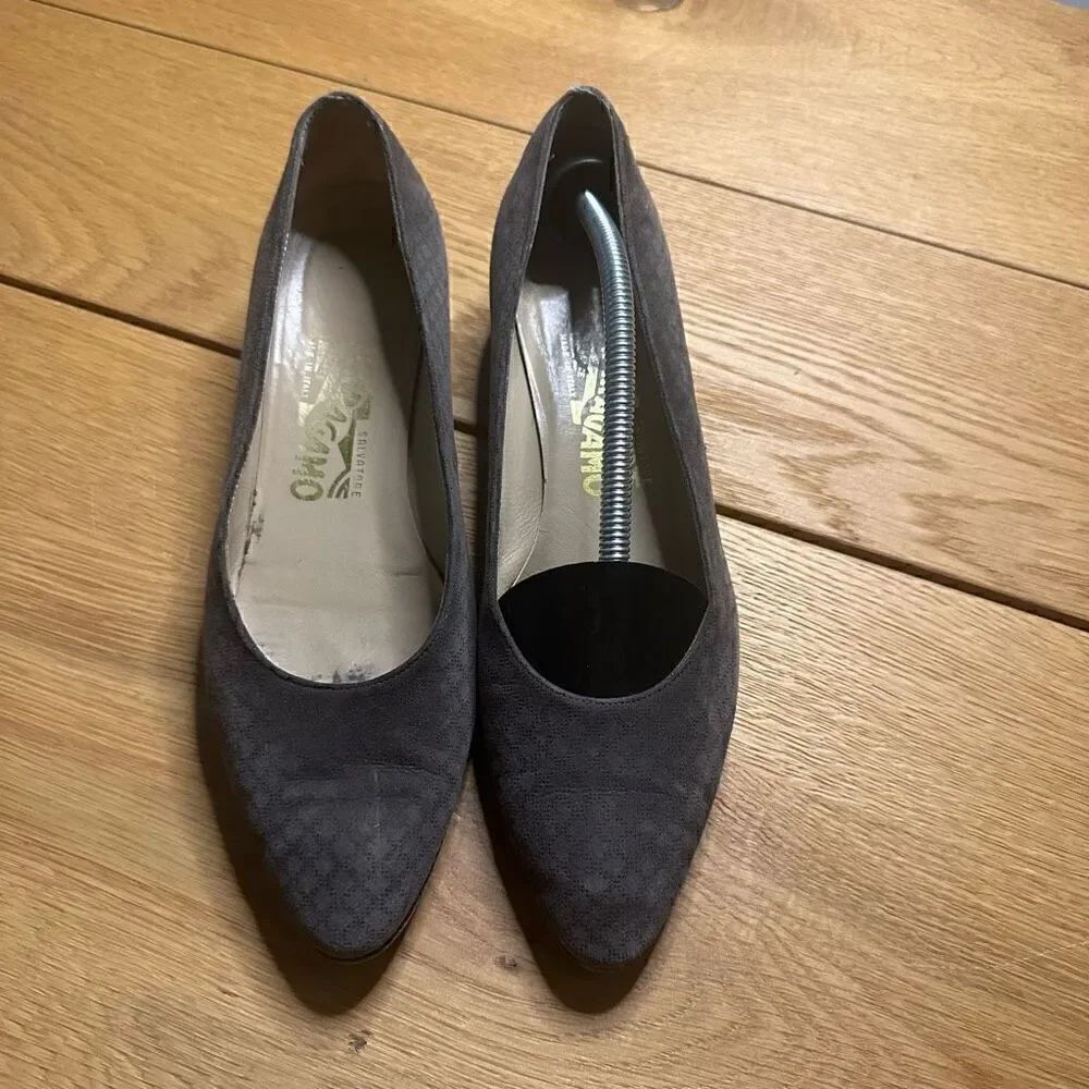 Salvadore ferragamo gray suede pumps 8